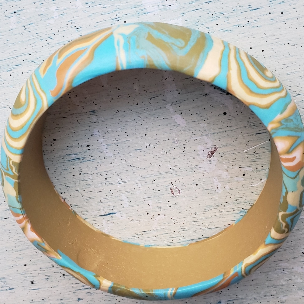 Viva Beads bangle bracelet
